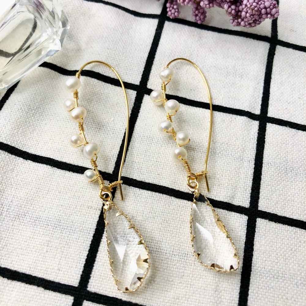 Freshwater Pearls Dangling Earrings